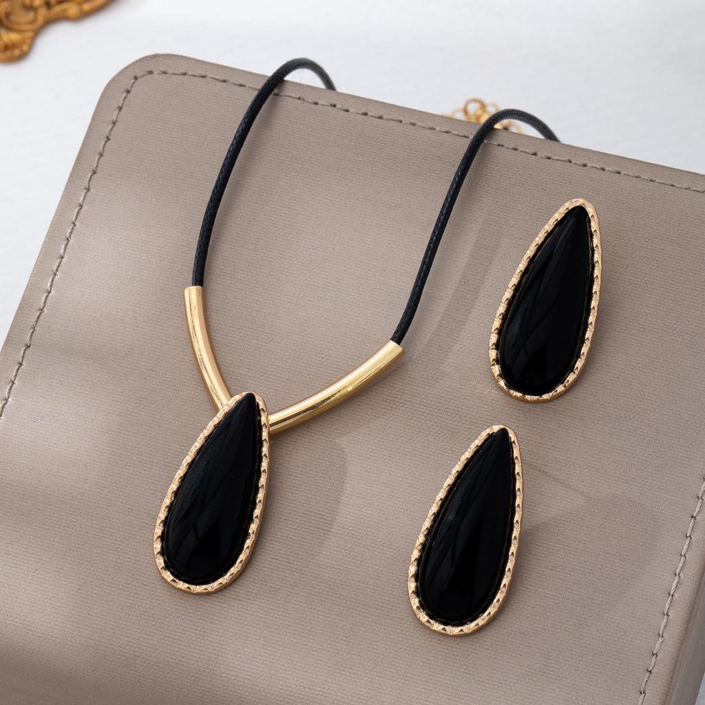 Modeschmuck für Damen-Set