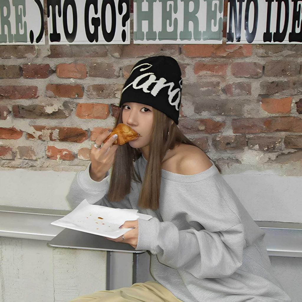 American Letter Jacquard Knitted Woolen Hat for Women In Autumn and Winter Warm Pullover Mountaineering Hat Showing Face Small Baotou Cold Hat