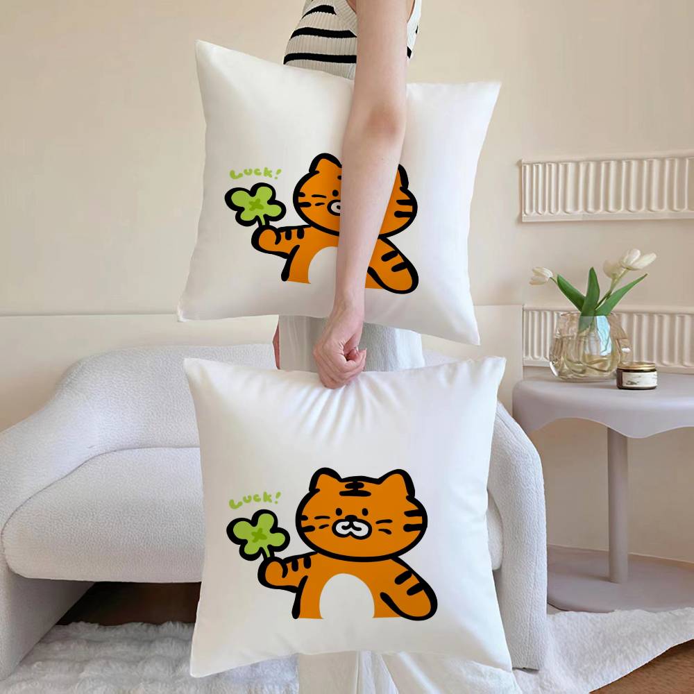 Lucky Four leaf clover Pillow Case Sofa and Living Room Decorative Cushion Covers Dust-proof and Mite-proof Invisible Zipper