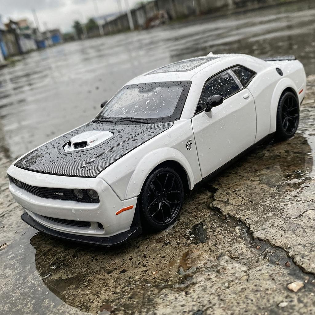 1:18 Dodge Challenger SRT Redeye Hellcat Musle Coche Deportivo Metal de Aleación Modelo de Coche Fundición a Presión Decoración del Hogar Adorno de Exhibición de Escritorio