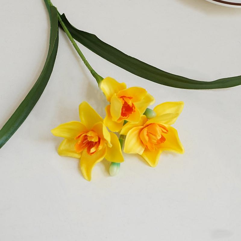 

3/5/10pcs Artificial Daffodils Flowers White Narcissus Spring Flower Fake Silk Flower Arrangement for Home Wedding Outdoor Decor 3pcs жовтий