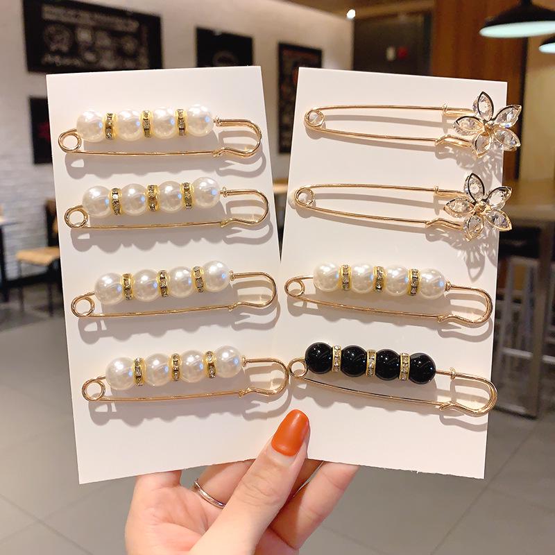 Women's Waist-Tightening Elastic Brooch Pin - Anti-Exposure Buckle for Clothes and Skirts