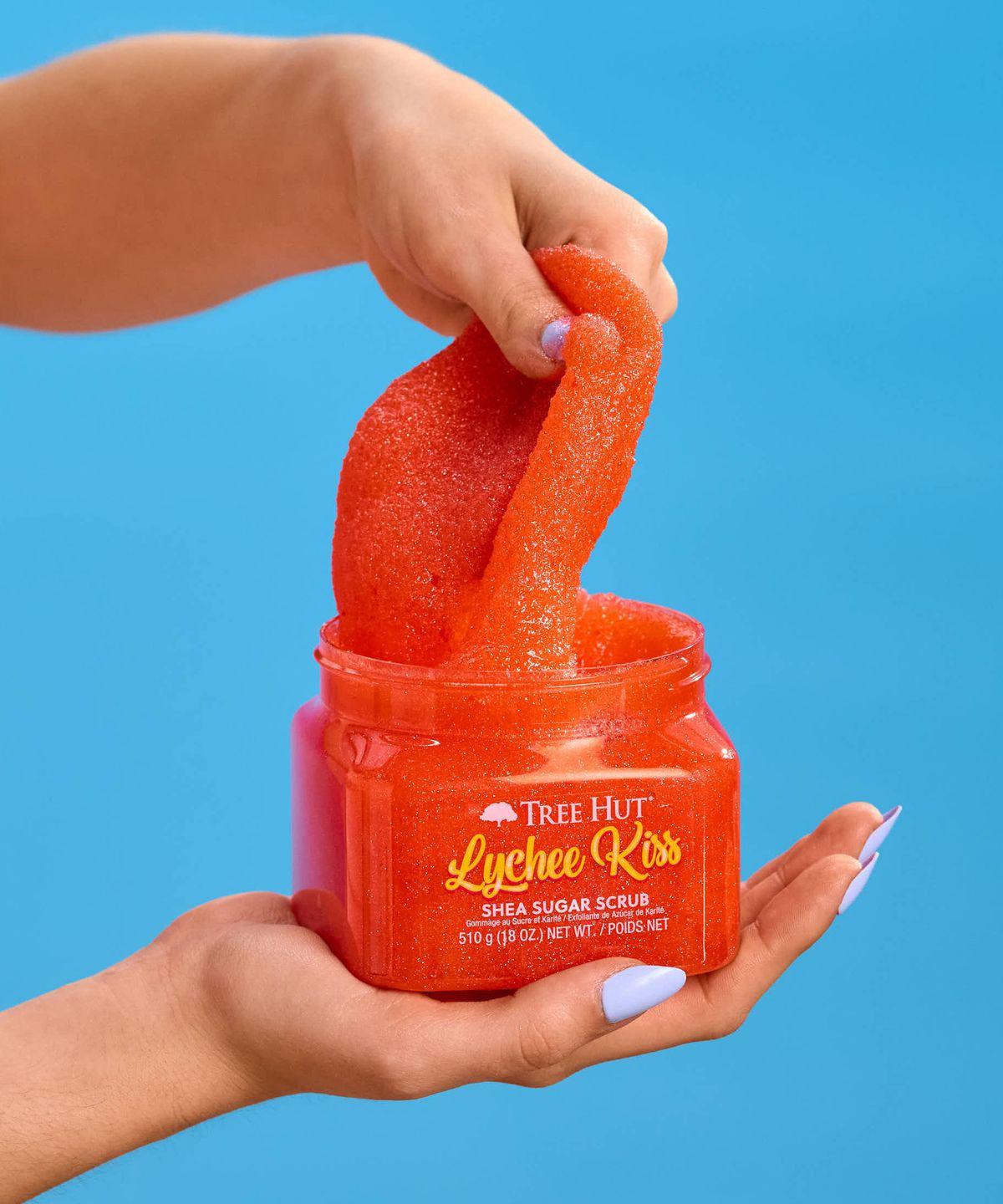 Tree Hut Shea Sugar Scrub Rich Kiss