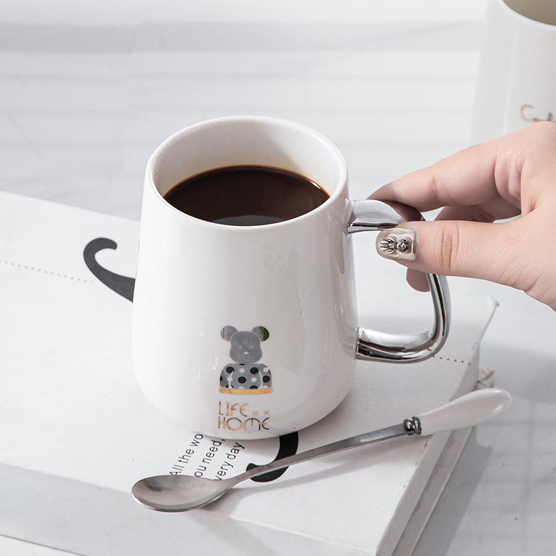 Mug with Lid Spoon Ceramic Cup for Women Home Couple Water Cup Office Coffee Cup for Boys Tea Cup High Appearance