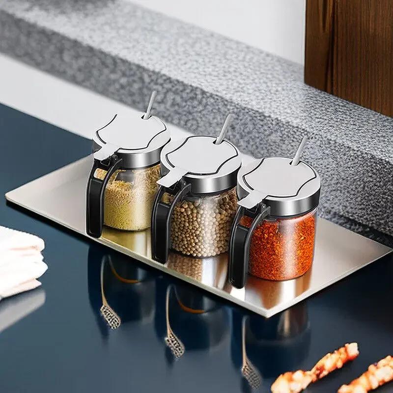 300ml Spices Glass Seasoning Jar with Spoon Sugar Salt Shaker Pepper Seasoning Container Kitchen Supplies Storage Spice Boxes