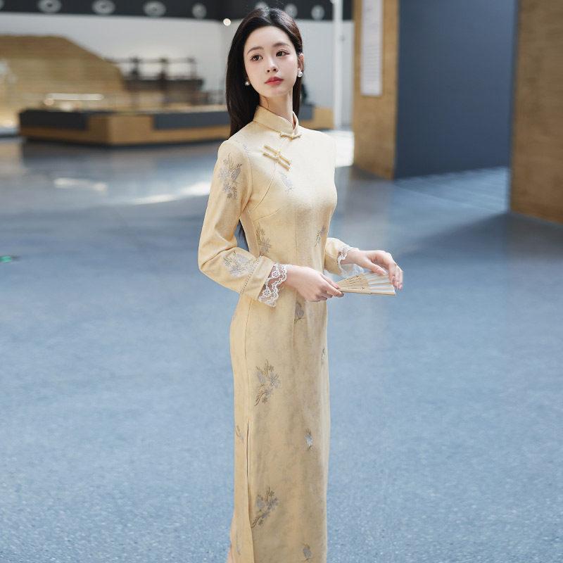 Yellow national style new Chinese long-sleeved cheongsam improved young 1011 new women's high-end sense retro spring and autumn
