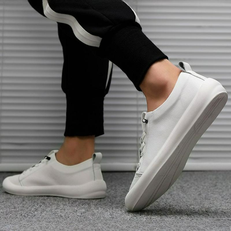 Men's Sneakers Leather White Shoes New Fashion Outdoor Running Shoes Male Casual Driving Shoe Flats Slip on Soft Sole Men Shoes
