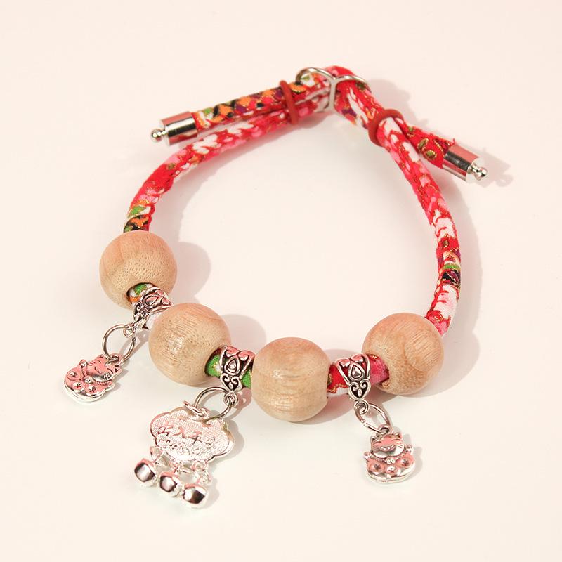 Japanese Style Camphor Wood Pet Collar - Insect Repellent for Cats & Dogs
