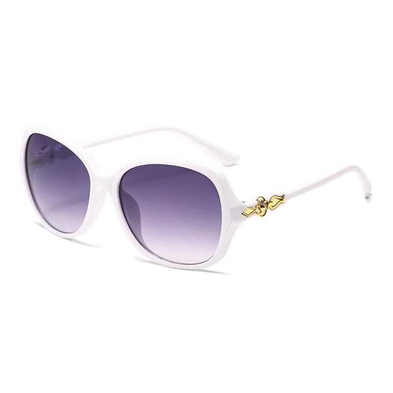Korean Style Oval Frame Sunglasses for Men & Women 2026 - Fashionable Sun Protection for Driving