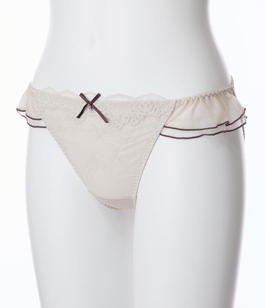 Peach John Lace Ruffle Ribbon Bra and Panty Set for Ivory E75 [WEB Exclusive] [Cute Two-Tier Fuller, Cleavage-Enhancing Busts]