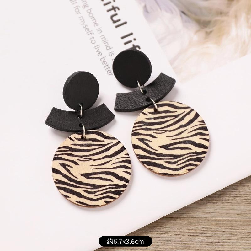 Bohemian Wood Stud Earrings Niche Design Ethnic Style Geometric Stripe Print Earrings Femininity Personality Earrings