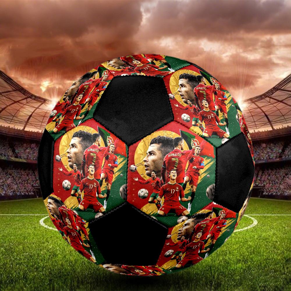 Pallone Calcio a 5 Ronaldo Colorato Per Tutte le Età Misura 5 Cucito a Macchina PVC Pronto per la Competizione Resistente Ad Alto Rimbalzo