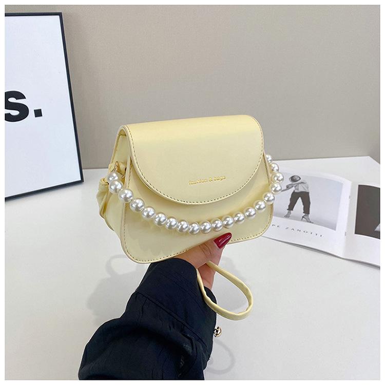 

High-end fashion bag women s 2025 new casual versatile pearl chain portable small square bag simple shoulder bag жёлтый