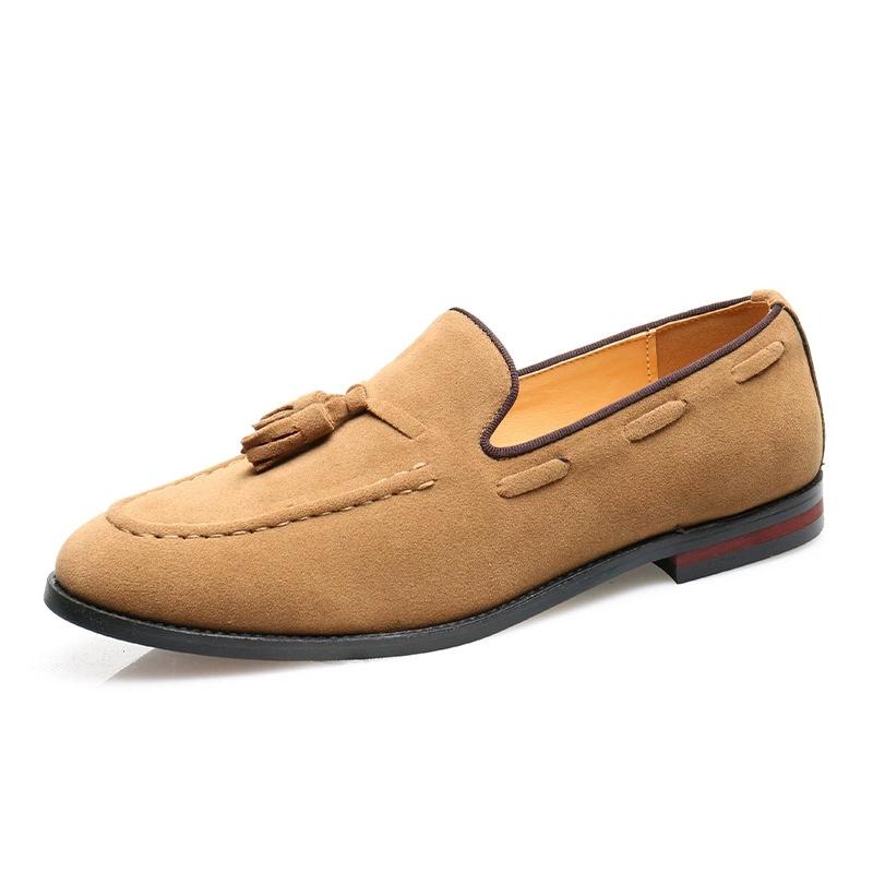 Mens Tassels Loafers Comfortable Suede Shoes Men Leather Low-heel Wedding Moccasins British Style Non-Slip Retro Driving Shoes