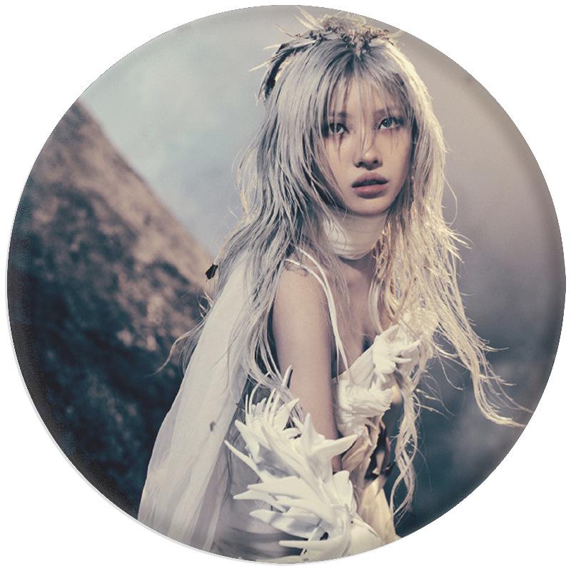 (G)I-DLE "We Are" Album Anstecknadel Spiegel Schlüsselanhänger Brosche - Song Yuqi Merchandise