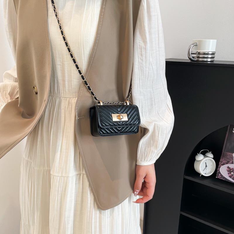 Módny trend 2025 Mini dámska štvorcová crossbody retiazková kabelka