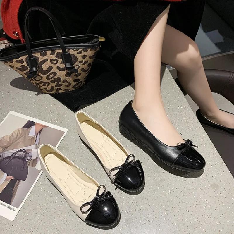 Loafers Shoes Women's Light Mouth Color blocked Korean Edition 2025 New Round Head Flat Bottom Bow Single Shoe