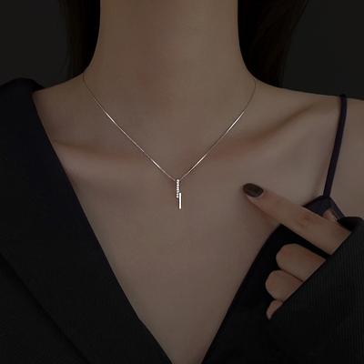 Flash Diamond Long Geometric Line Necklace Simple Small Fresh Everything with Strip Line Female Collarbone Chain Chic Choker Tide