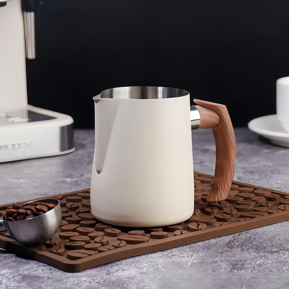 Coffee Milk Frothing Pitcher Jug Precision Scale 304 Stainless Steel Wood Grain Handle Measuring Cup High Quality CoffeeUtensils