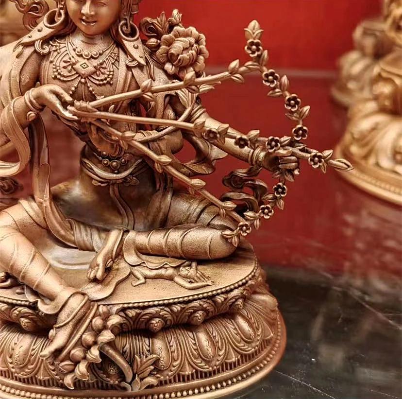 12cm Xizang Buddha Hall Makes a Statue of Ming Buddha Mother, and Carries a Small Copper Dharma Protector Buddha with You