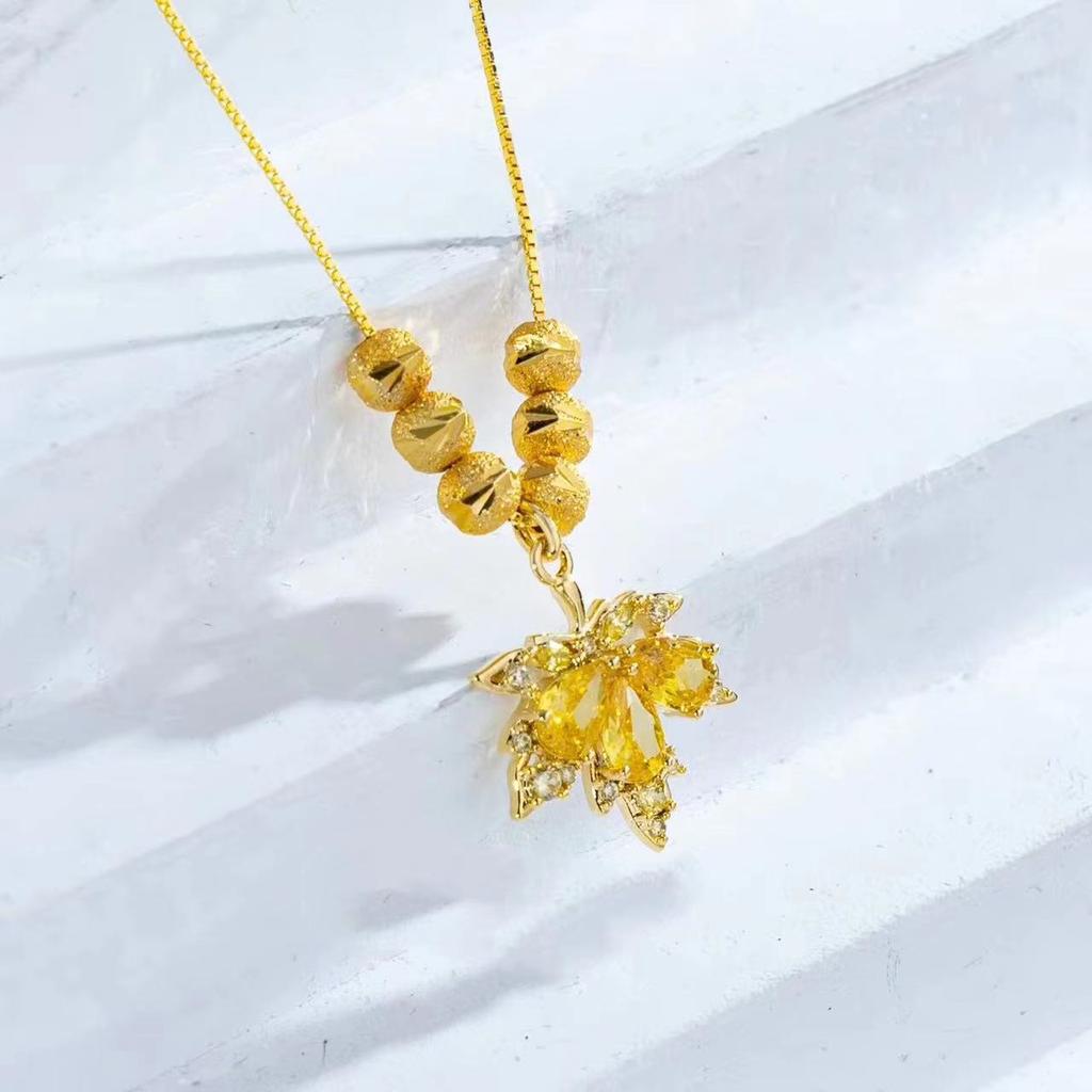 Yellow Maple Leaf Necklace for Women's Fashion Versatile Collarbone Chain High-end Feeling