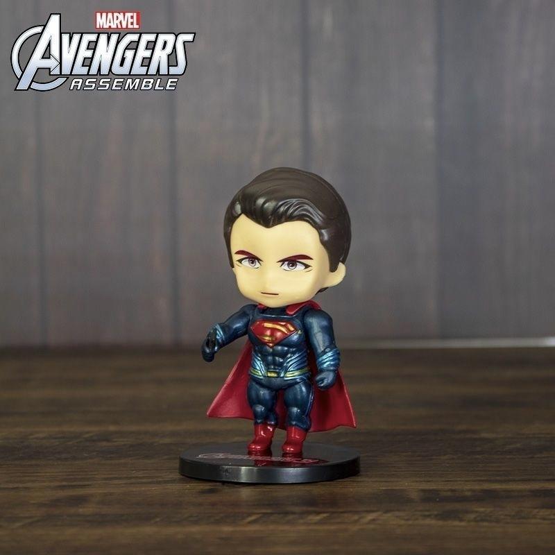 Scatola a Sorpresa Action Figures Marvel Avengers, Batman Iron Man Spider-Man Captain America Giocattoli, Ornamenti Modello da Collezione per Bambini e Fan