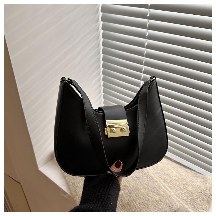 Retro small bag women's new crescent moon bag messenger bag hand carry underarm women's bag