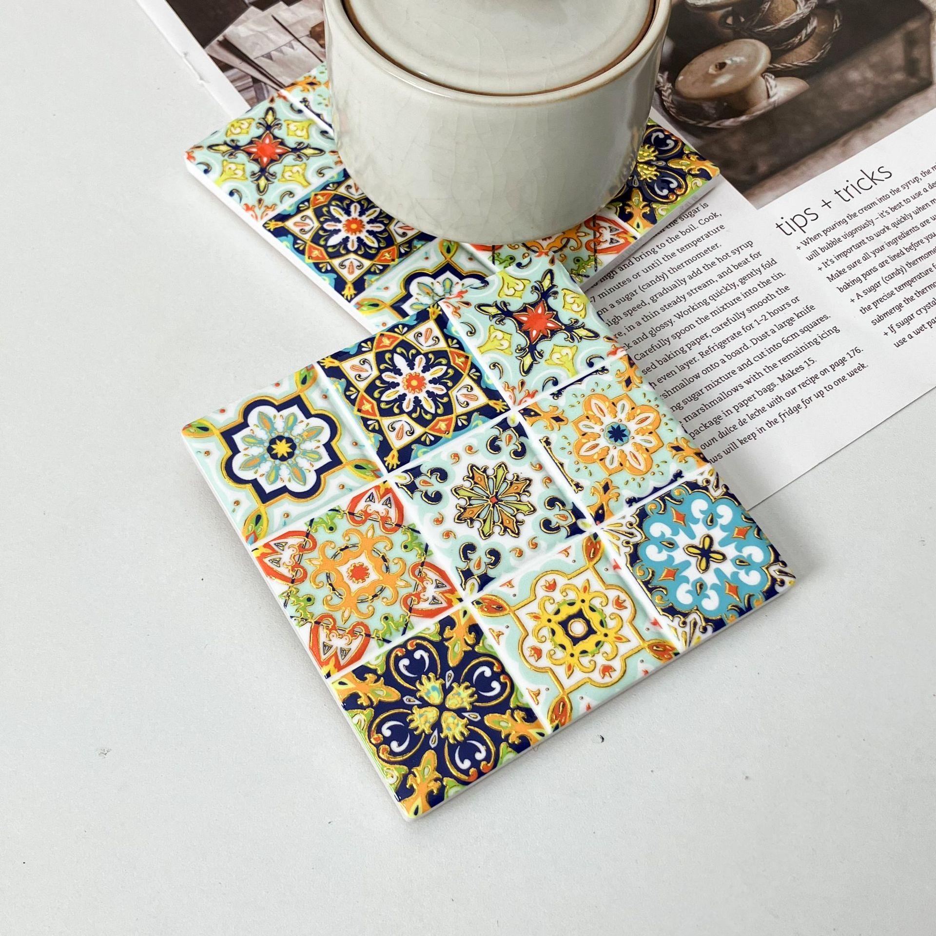 

Квадратная 3D тисненая бронзовая подставка Нескользящая теплоизоляционная кофейная ретро подставка для чайной чашки