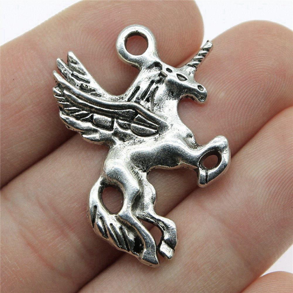 Charms Unicorn Pendants Vintage Jewelry Supplies QC134