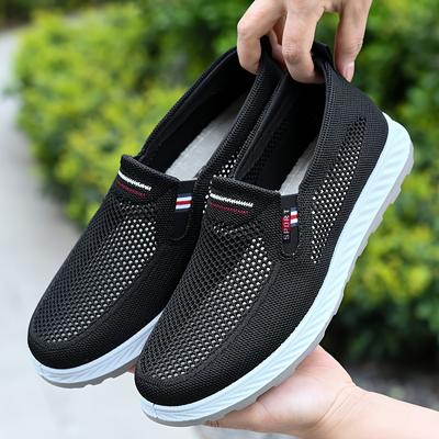Lightweight and Airy Slip-On Shoes for Men, Featuring A Soft Sole Ideal for Casual Walks, Comfortable Non-Slip Loafers Perfect for Summer