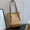 Large Capacity  Fashionable and Elegant Commuting Bag for Women In Spring and Summer New Simple and Trendy One-shoulder Oblique Bucket Bag