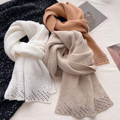 Accessoires – Sjaals en hoofddoeken