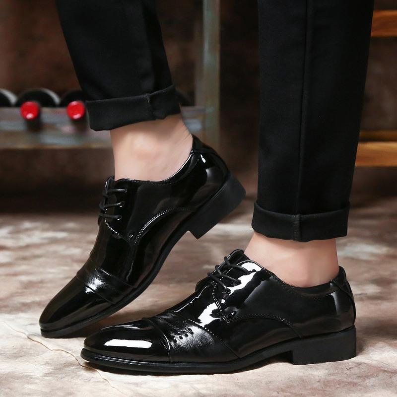 Black Glossy Leather Shoes For Men Business Formal Shoes Soft Sole Breathable Shoes JZ-602