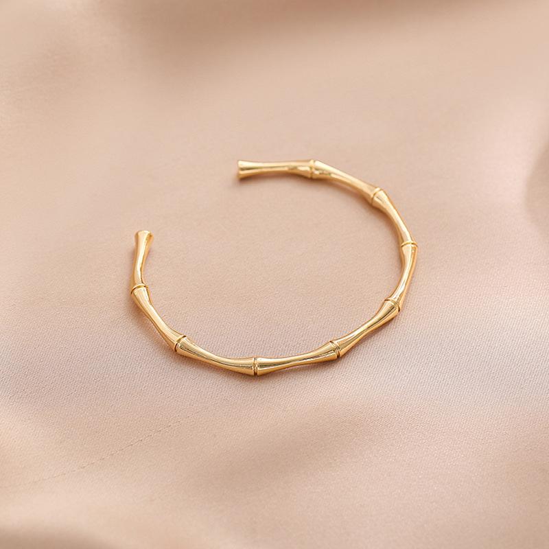 Trendy Korean Dongdaemun Style Open Cuff Bracelet for Women - Simple, Cool, and Stylish
