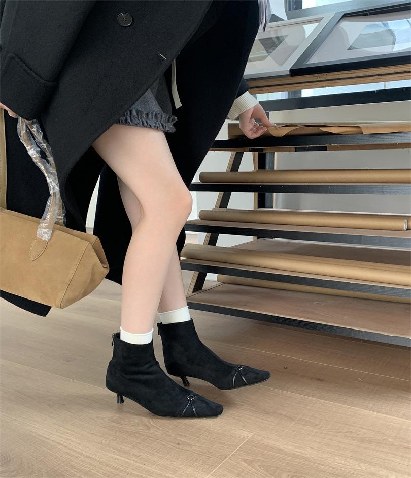 Korean version of retro square head thin heel short boots for women 2025 autumn and winter new versatile and thin elastic thin boots fashion boots fo 35