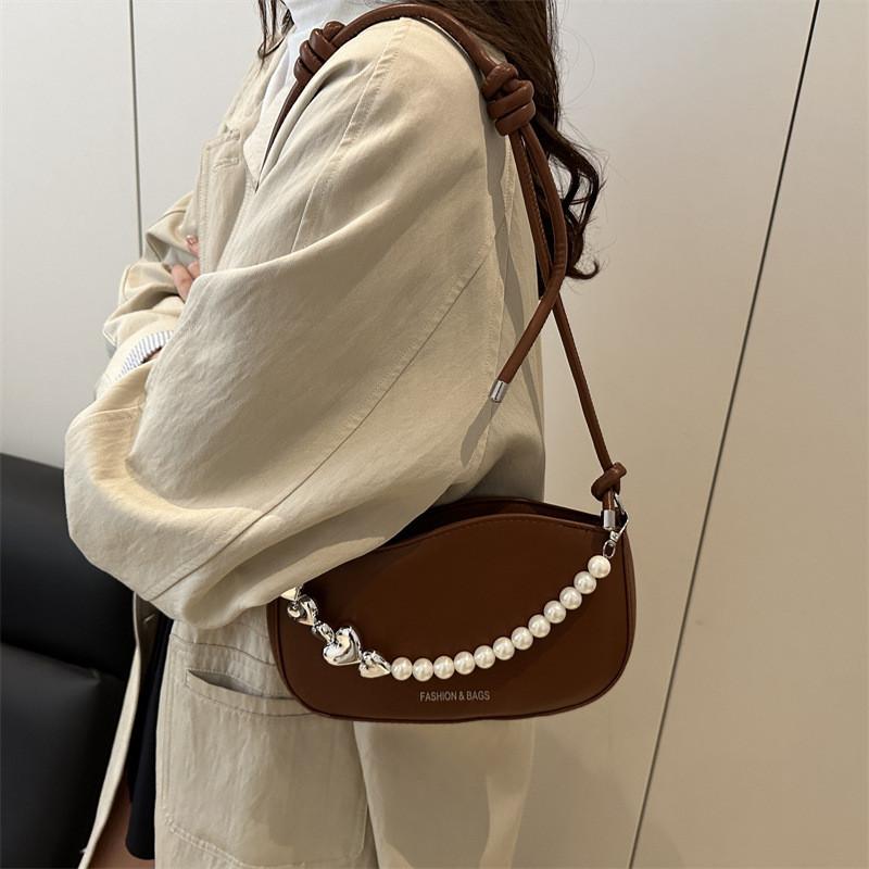 Street Style Pu Shoulder Bag With Pearl Chain For Daily Fashion