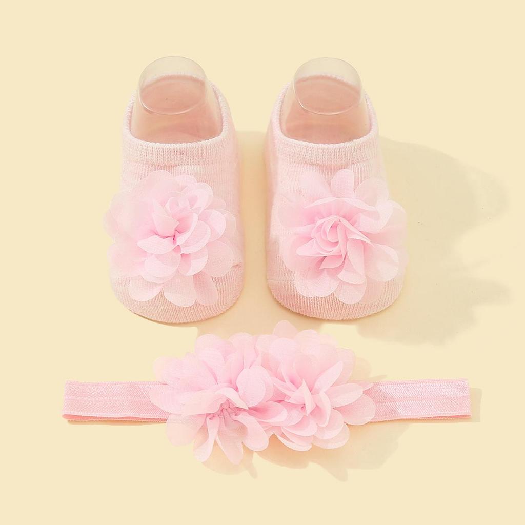 Adorable Flower Socks and Headband Set - Perfect for Baby Girls This Fall and Spring!