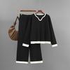 A New Autumn and Winter Striped Knitted Suit for Women, A V-neck Color-blocking Top and Wide-leg Pants Two-piece Set