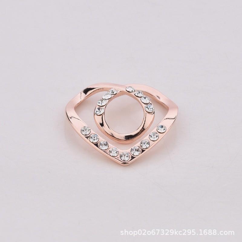 Love Scarf Buckle Clothing Corner Dual-use Peach Heart High-end Atmospheric Knot Anti Slip Collar Waist Cinching Accessory