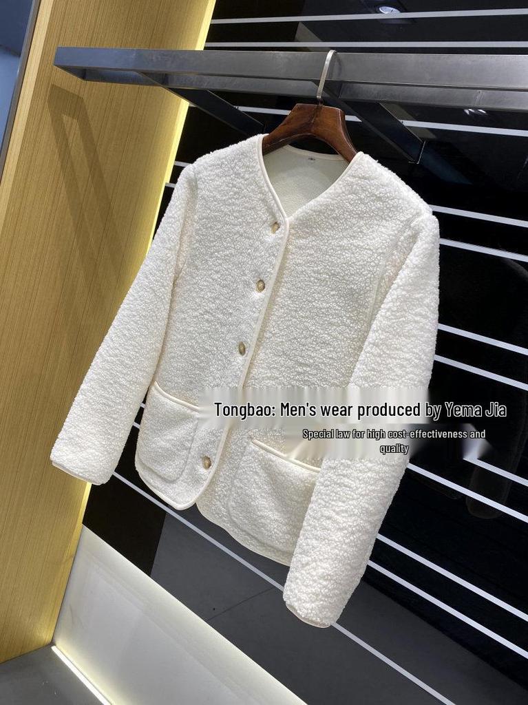 Japanese Designer Women's Imitation Lambswool Fleece Cardigan - Trendy Round Neck Warm Outerwear.