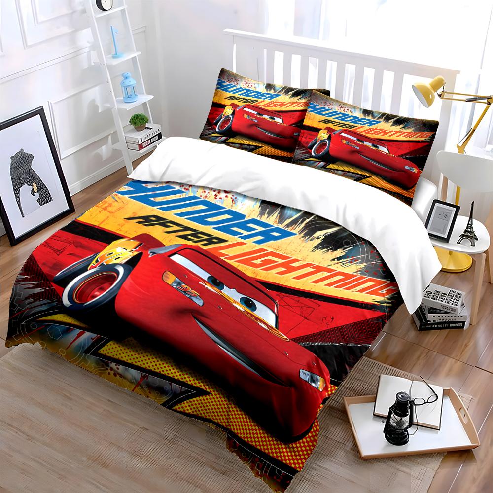Racing Car Bedding Set with Lightning Design Bedding set (1 duvet cover, 2 pillowcases, duvet not included)
