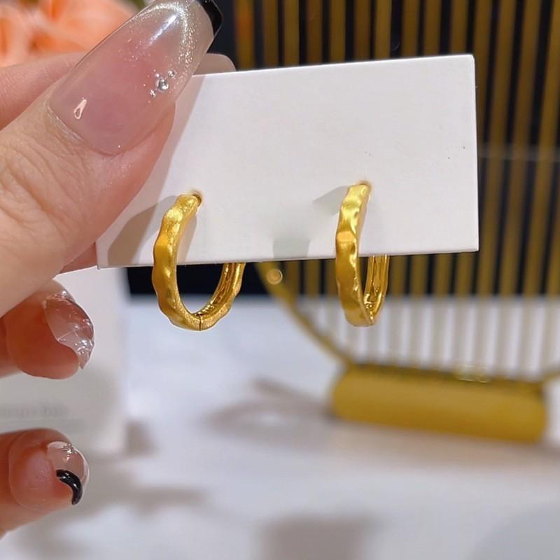 French Gold Irregular Round Ear Cuff - High-End, Stylish, and Cool Earrings for Women