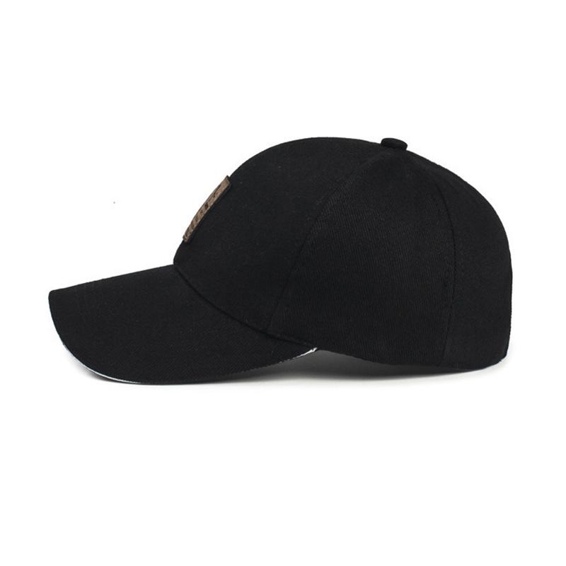 Fashion Leather Label Baseball Cap for Men and Women Breathable Leisure Sports Caps Outdoor Sun Hat Spring Summer Sunscreens Hat