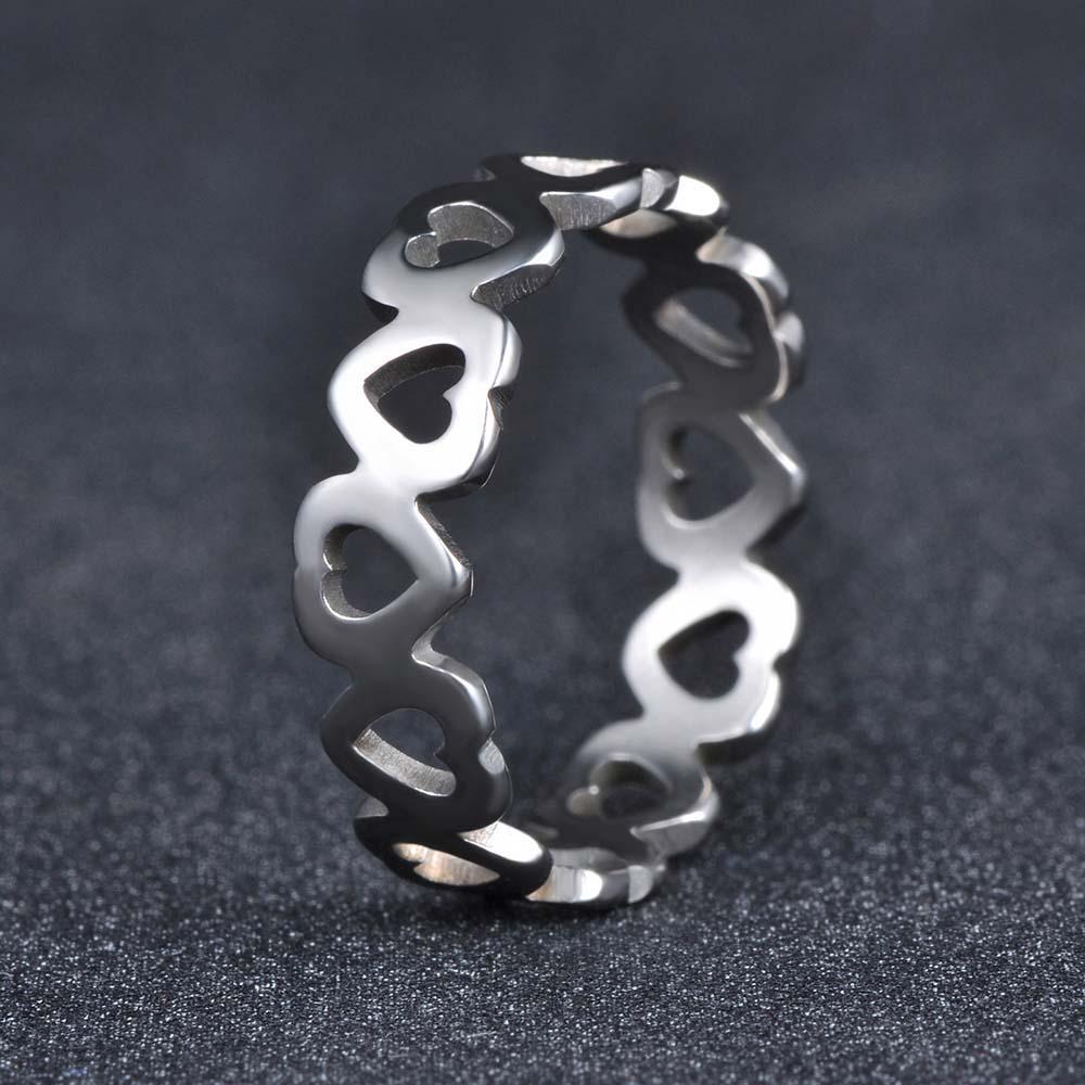 JeeMango Romantic Hollow Heart-shaped Wedding Couple Rings Trendy Style 316L Stainless Steel Women Ring Jewelry Anillo R17154