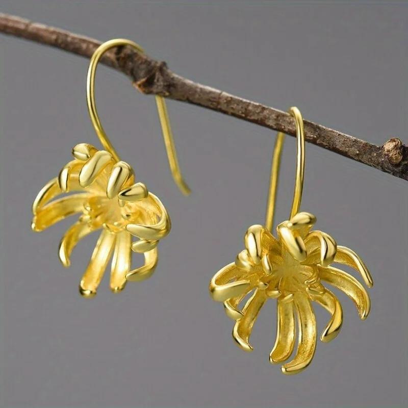 Exquisite and Elegant Chrysanthemum Pendant Earrings, Fresh and Bright Flower Earrings, Women's Daily Holiday Jewelry Gifts