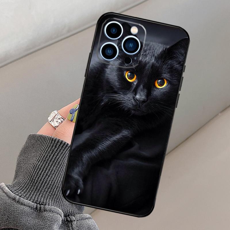 Black Cat Staring Eye Phone Case For iPhone 16 15 13 12 11 14 Pro Max 15 16 Plus 12 13 mini XR 16e Funda Cover