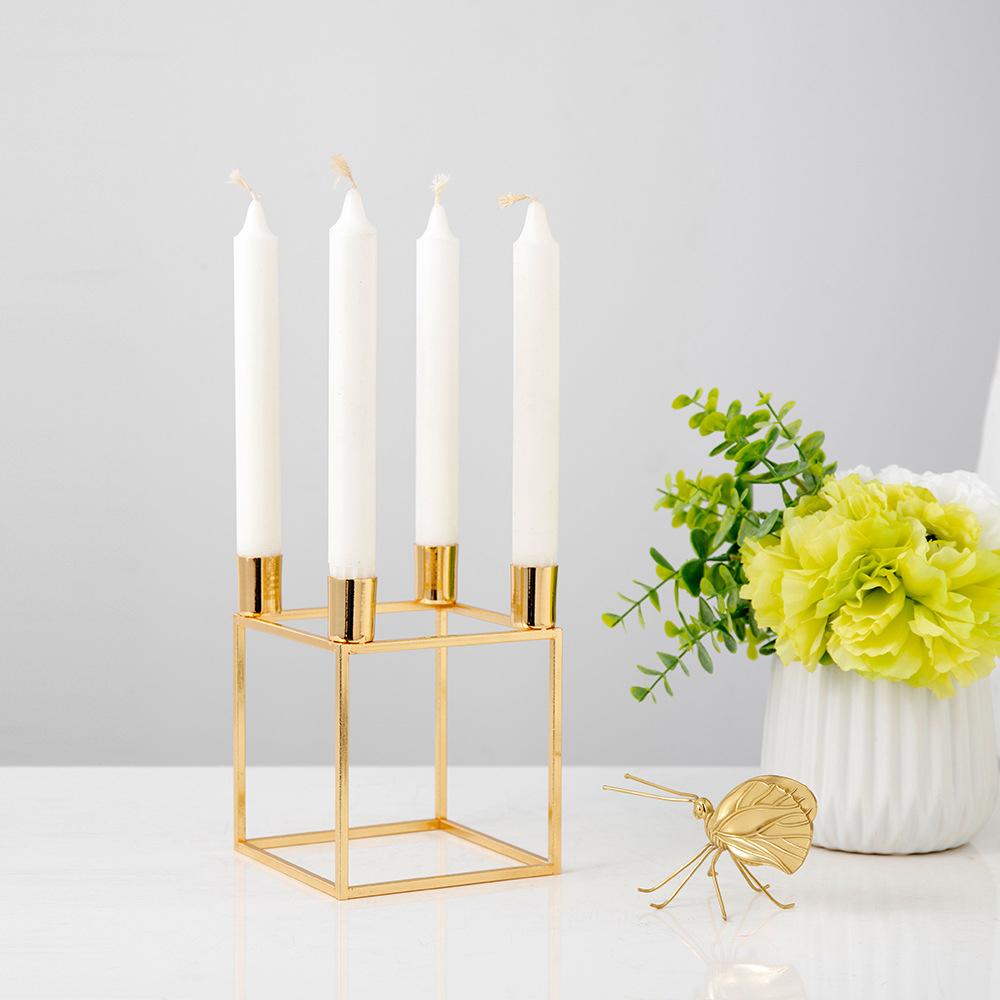 Nordic Household Gold Wrought Iron Candlestick Retro Romantic Wedding Candlestick Candle Holder Table Decoration Ornaments