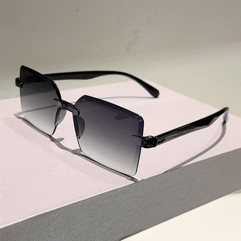 Fashion all-in-one borderless square sunglasses Men's casual and handsome driving anti-glare sunglasses