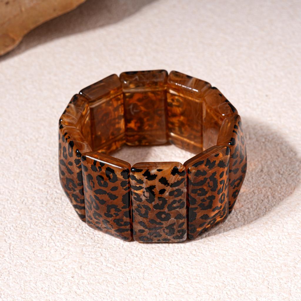 Acrylic Smudged Leopard Print Splicing Bangles for Women Personalized Fashion Gold Color Bracelet Exaggerated Style Hand Jewelry