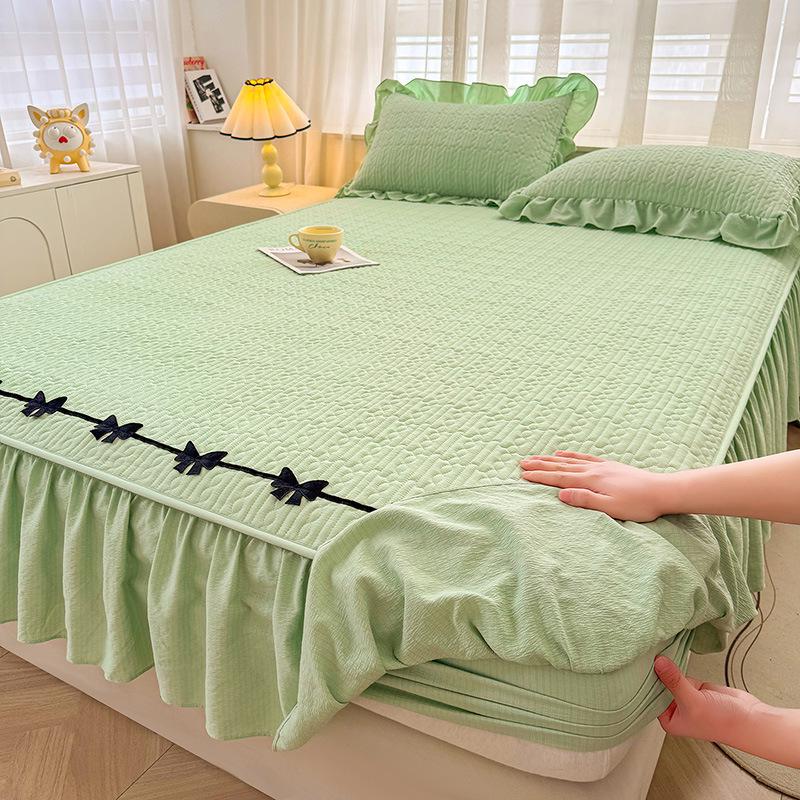 A-Grade Crinkled Double-Layer Bed Skirt & Cover: Non-Slip, Machine-Washable Mattress Protector